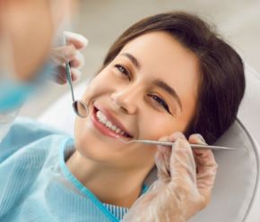 Picture for category Dentist